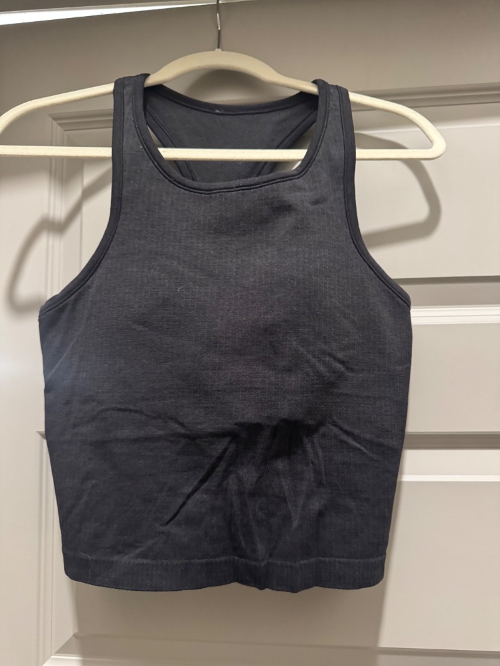 Lululemon - Picture 3 of 3